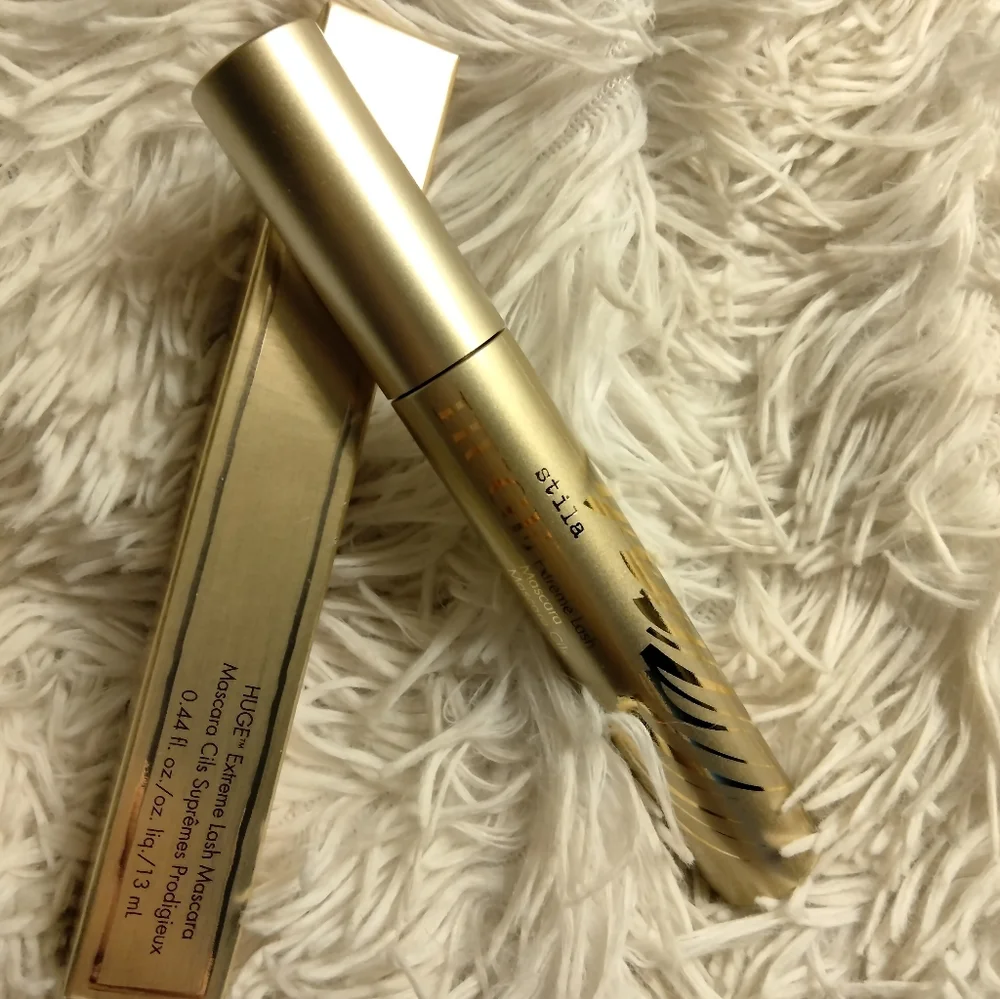 🆕 Stila Huge Extreme Lash Mascara
